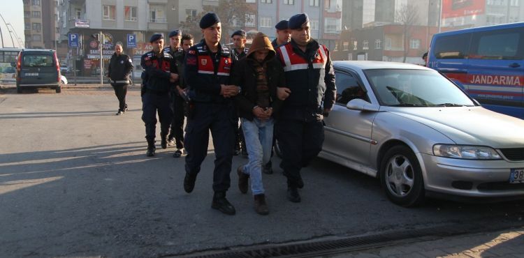 KAYSERİ’DE 5 DEAŞ’LI YAKALANDI
