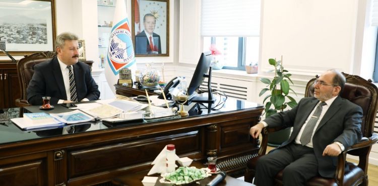 İLÇE MÜFTÜSÜ POLAT’TAN VEDA ZİYARETİ