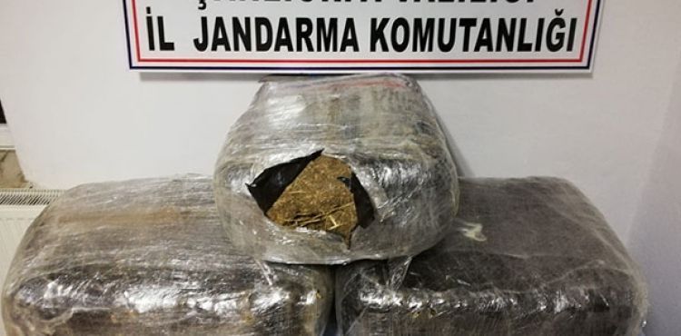 Şanlıurfa’da PKK operasyonunda uyuşturucu ile yakalanan 3 kişi tutuklandı