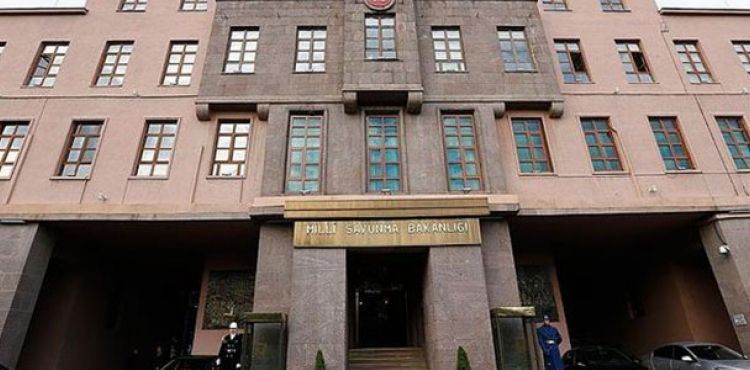 MSB: Üç kahraman silah arkadaşımız şehit olmuştur