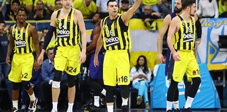 Fenerbahe Beko - Barcelona: 74-80