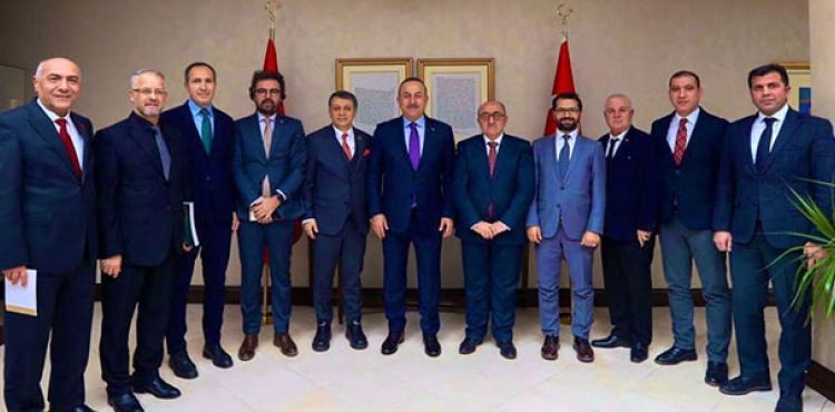 Çavuşoğlu: Bu mudur Alanyaspor’a verilen destek ?Tribünlerin dolması lazım