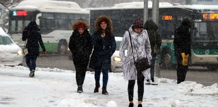 Kayseri'de kar etkili oldu