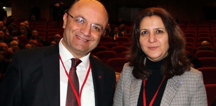CHP'de Ümit Özer güven tazeledi