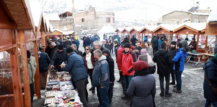 Talas'ta antika pazarna youn ilgi