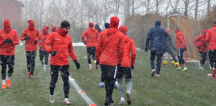 Prosinecki: Denizlispor maçından galibiyet almak zorundayız