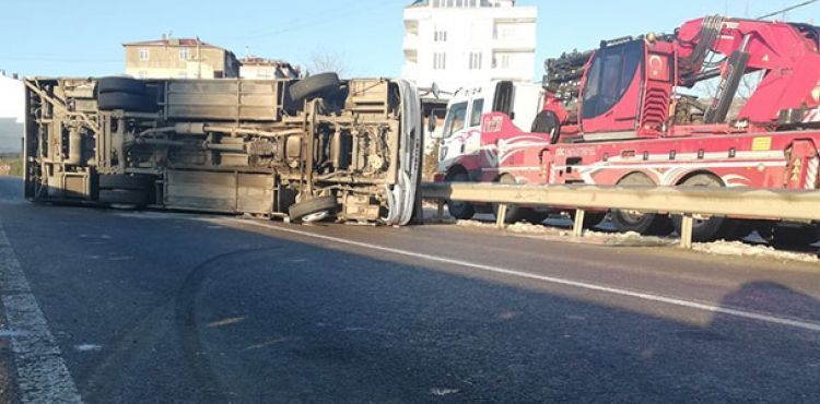 Ordu'da işçi servis minibüsü devrildi: 12 yaralı