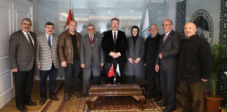 ANADOLU MUHTARLAR DERNEĞİ’NDEN BAŞKAN PALANCIOĞLU’NA ZİYARET