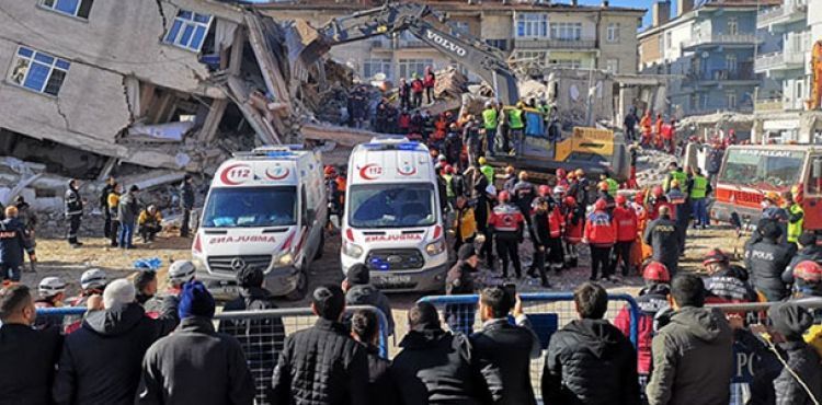Depremzede öğrencilerden yurt ücreti alınmayacak