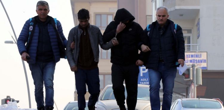 Ekmek fırınlarından para çalan 2 hırsız tutuklandı