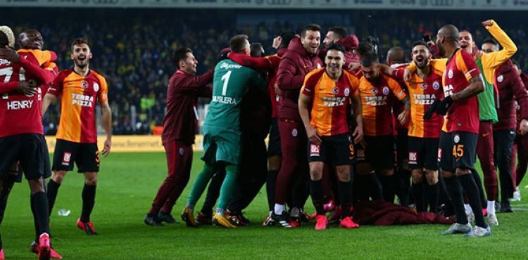 Galatasaray, Kadıköy’de 20 yıl sonra kazanarak tarihe geçti