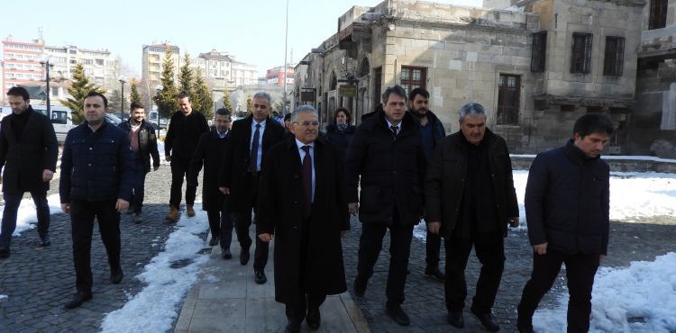 KAYSERİ MAHALLESİ BÜYÜYOR