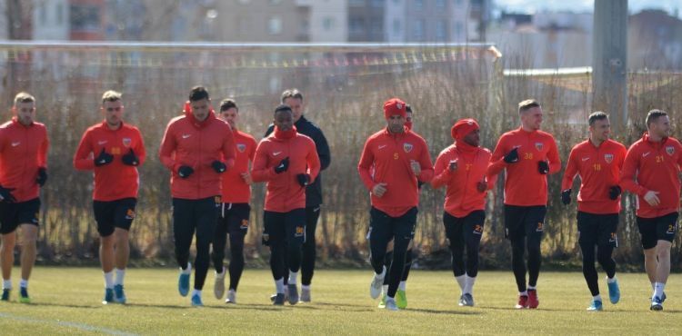 Robert Prosinecki: Göztepe maçı ile seriye başlamak istiyoruz