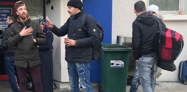 Göçmenler İstanbul'dan Edirne'ye gidiyor