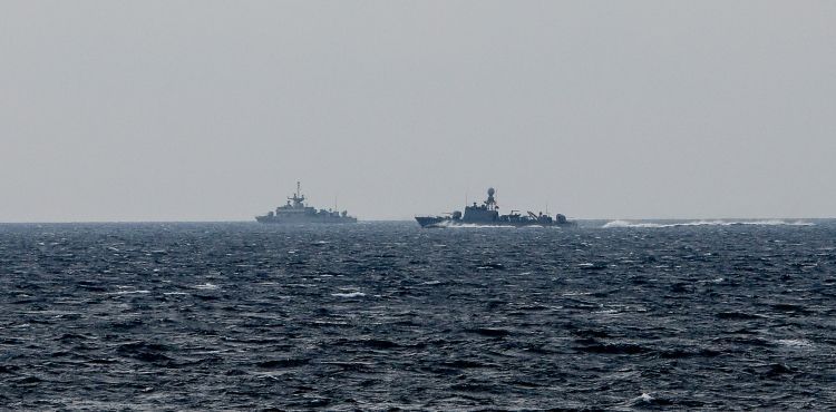 Yunanistan'dan Meis'e asker ve hücumbot takviyesi