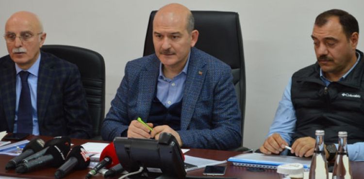 Bakan Soylu: Edirne üzerinden ayrılan göçmen sayısı 143 bini aştı
