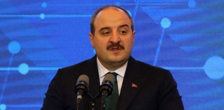 Bakan Varank: Medikal ve koruyucu malzemelerde karaborsa oluşmasına müsaade etmeyeceğiz