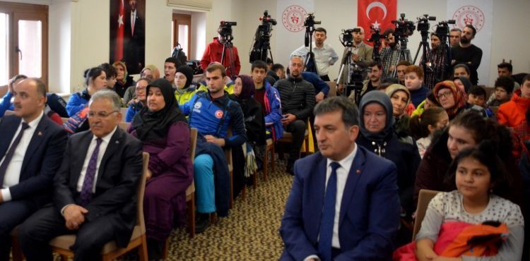Bakan Kasapoğlu'ndan 'koronavirüs' açıklaması
