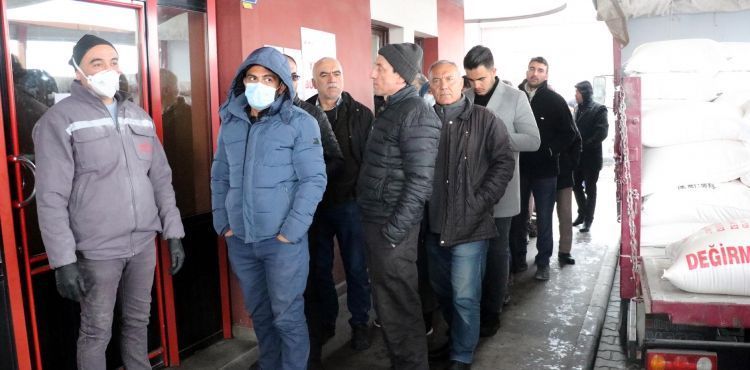 Kayseri'de 1 günde 220 ton un satışı