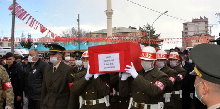 Şehit Taş, koronavirüs tedbirlerinin alındığı törenle son yolculuğuna uğurlandı