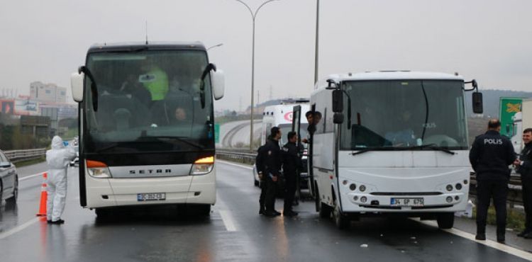 İzin belgeleri bulunmayan otobüsler geri gönderildi