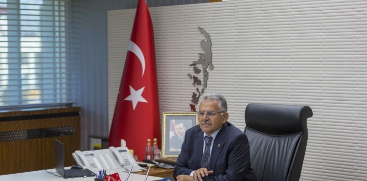 BAŞKAN BÜYÜKKILIÇ 5 MAAŞINI BAĞIŞLADI