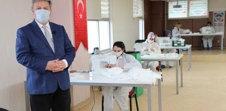 MELMEK’TE MASKE ÜRETİMİ BAŞLADI