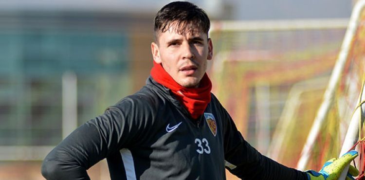 Kayserispor kalecisi Silviu Lung: Takmda kalmak istiyorum