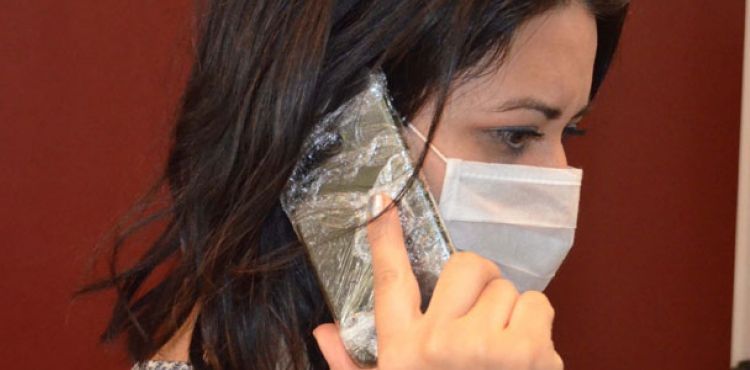 Virüse karşı cep telefonlarına streç film sarılmalı