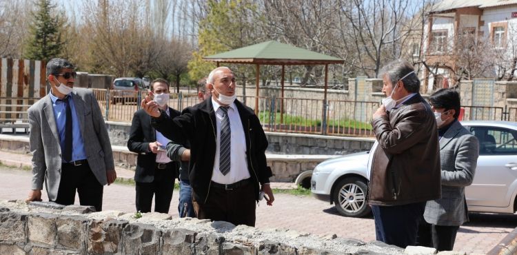 GÜRPINAR MAHALLESİ’NE HİZMET ATAĞI