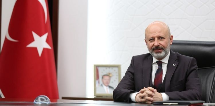 KOCASİNAN BELEDİYESİ'NİN SOSYAL MEDYADA HESAPLARINDA EGLENCE DOLUDİZGİN