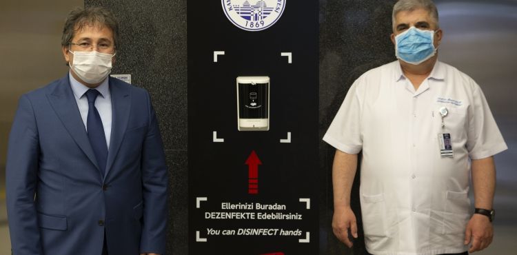 DOKTOR BAŞKAN SAĞLIK ORDUSUNUN YANINDA