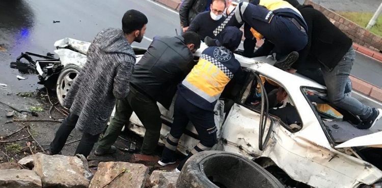 Kayseri'de trafik kazası: 1 ölü 2 yaralı