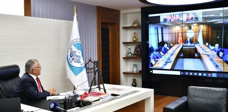ULAŞTIRMA BAKANI’NDAN İKİ MÜJDE
