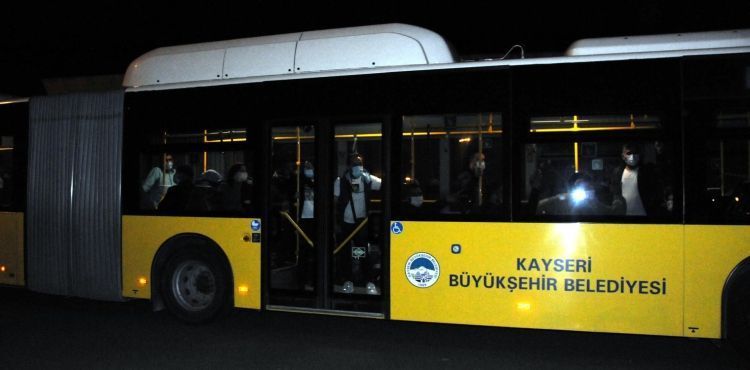 Almanya'dan Kayseri'ye getirilen 157 kişi, karantinaya alındı