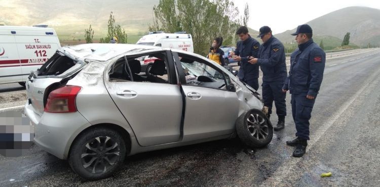 Kontrolden çıkan otomobil takla attı: 1 ölü, 2 yaralı