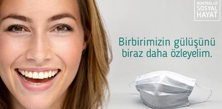 Bakan Koca: Gülüşümüzü kapatsa da 'maske'siz yapamayız