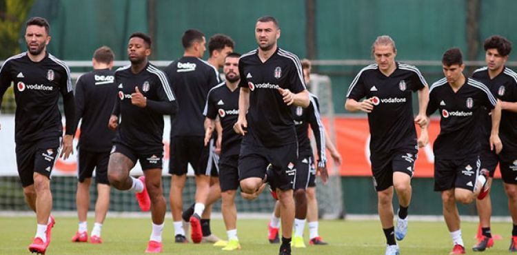 Beşiktaş çalışmalarına devam etti