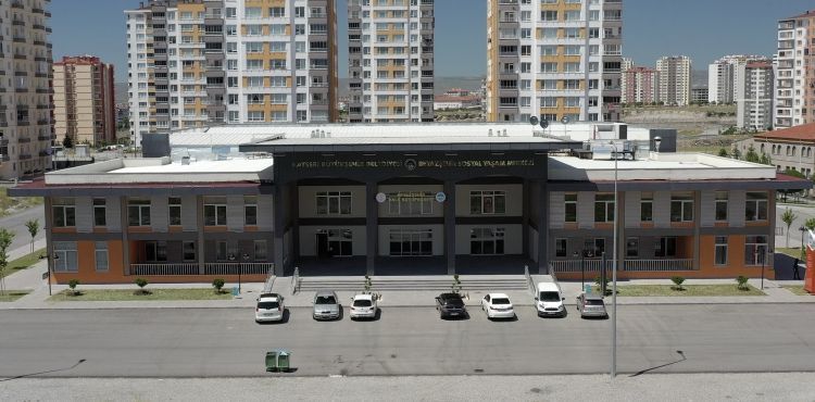 BÜYÜKŞEHİR’DEN KİTAPSEVERLERE MÜJDE