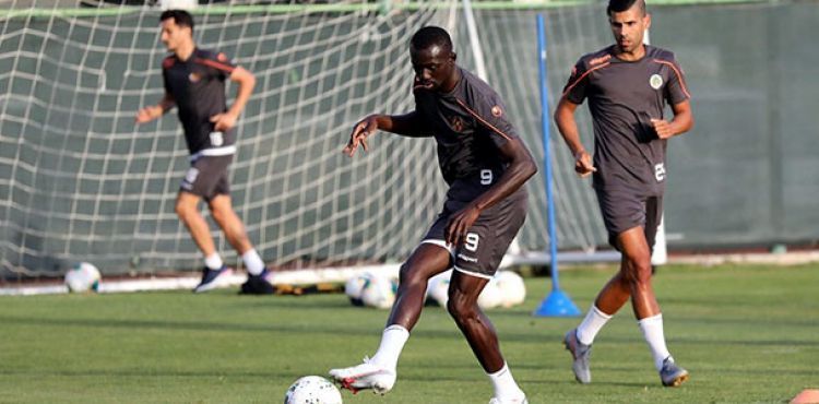 Alanyaspor ve Antalyaspor ayn uakta gidecek