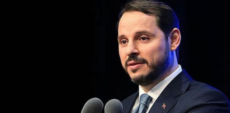 Bakan Albayrak'tan 'Babalar Günü' mesajı