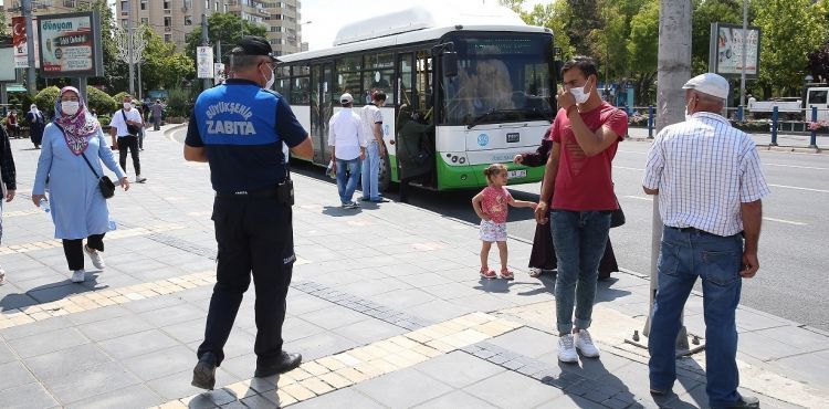 BÜYÜKŞEHİR ZABITA EKİPLERİ DENETİMLERİ SÜRDÜRÜYOR