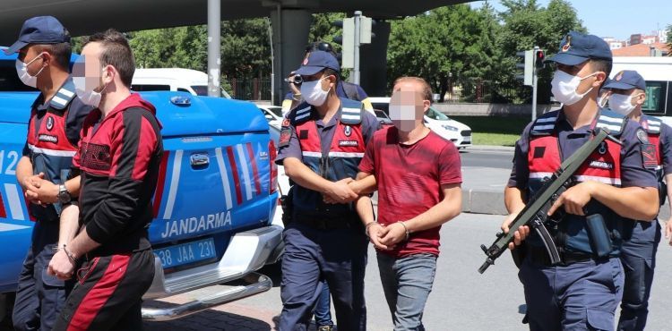 Terör örgütü üyesi 3 kardeşe gözaltı