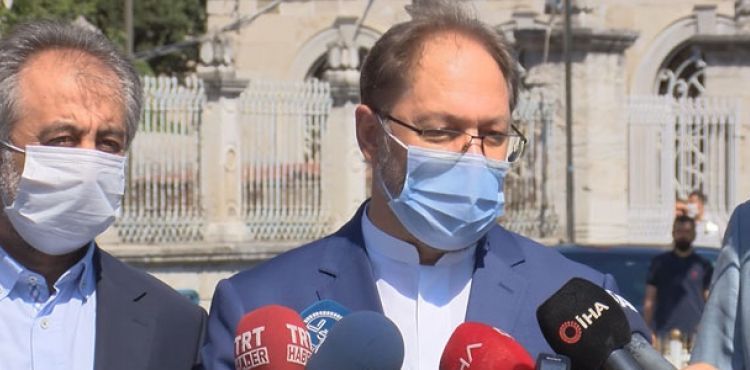 Diyanet İşleri Başkanı Erbaş, Ayasofya Camii'nde incelemelerde bulundu, açıklama yaptı