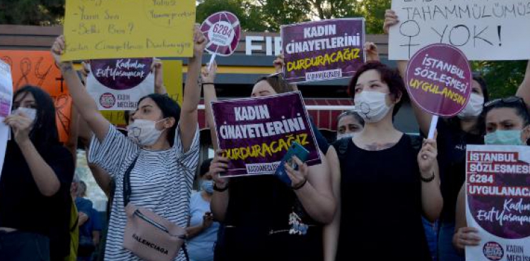 Kayseri'de 'kadn cinayetleri' protesto edildi