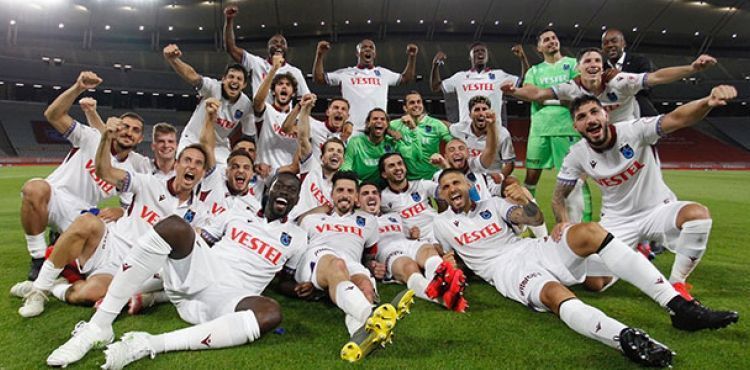 Trabzon'da kupa mutluluğu