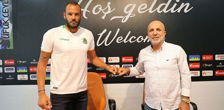 Aytemiz Alanyaspor'dan imza şov