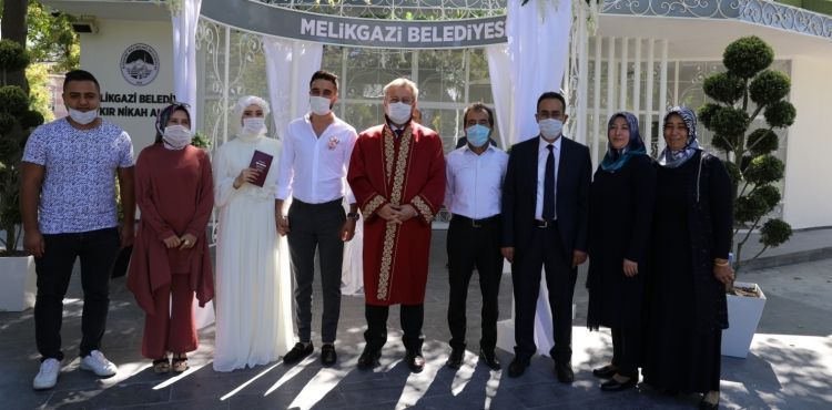 MELİKGAZİ’DE NİKAHLAR ARTIK KIR NİKAHI ŞEKLİNDE OLACAK