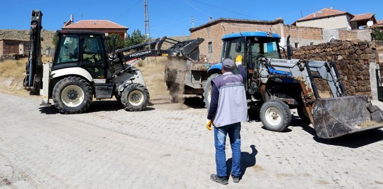 KIRSAL MAHALLELERDE GENEL TEMİZLİK ÇALIŞMASI