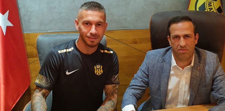 Adem Büyük, Yeni Malatyaspor'a imza attı